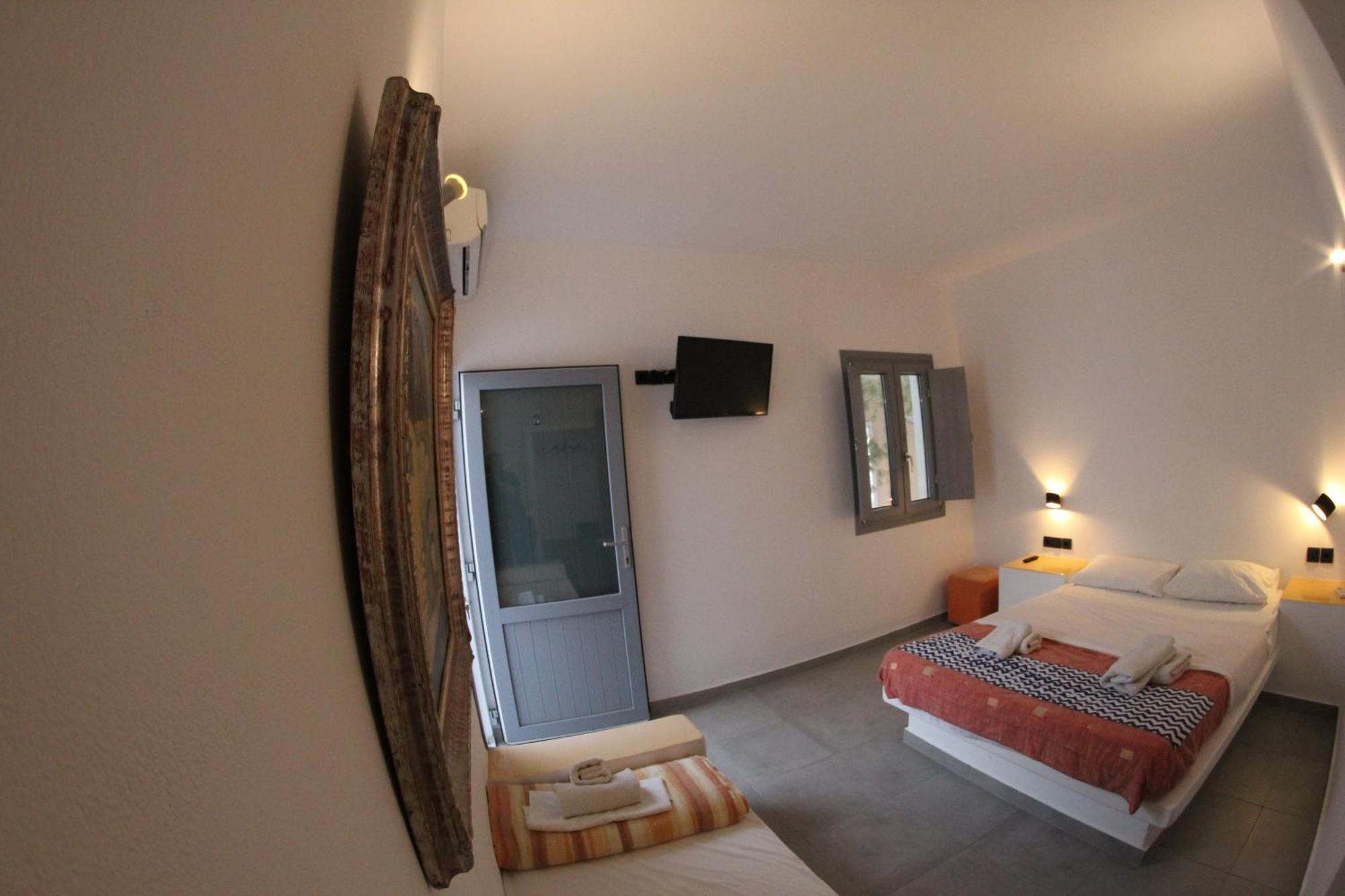 Perissa Centrale Rooms Exterior foto
